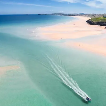 Seabreeze Lodge, Located Between & St Ives - A Sanctuary To Relax & Unwind With Activities On The Doorstep For The Family Penzance